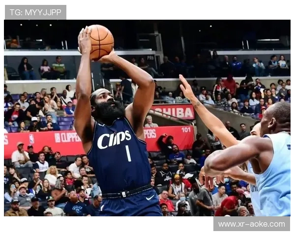 76人马克西成长迅速,成球队新核心