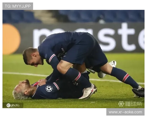 -法甲新规：累积5张黄牌才停赛，取消10场3黄限制引发公平性讨论-