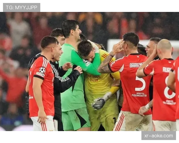 欧冠1-4决赛前瞻：皇马主场迎战拜仁，安切洛蒂与孔帕尼的战术博弈